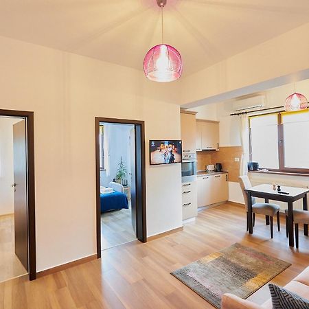 Cozy 3 Bedroom Apartments In Centre Of Iasi Palas Mall Экстерьер фото